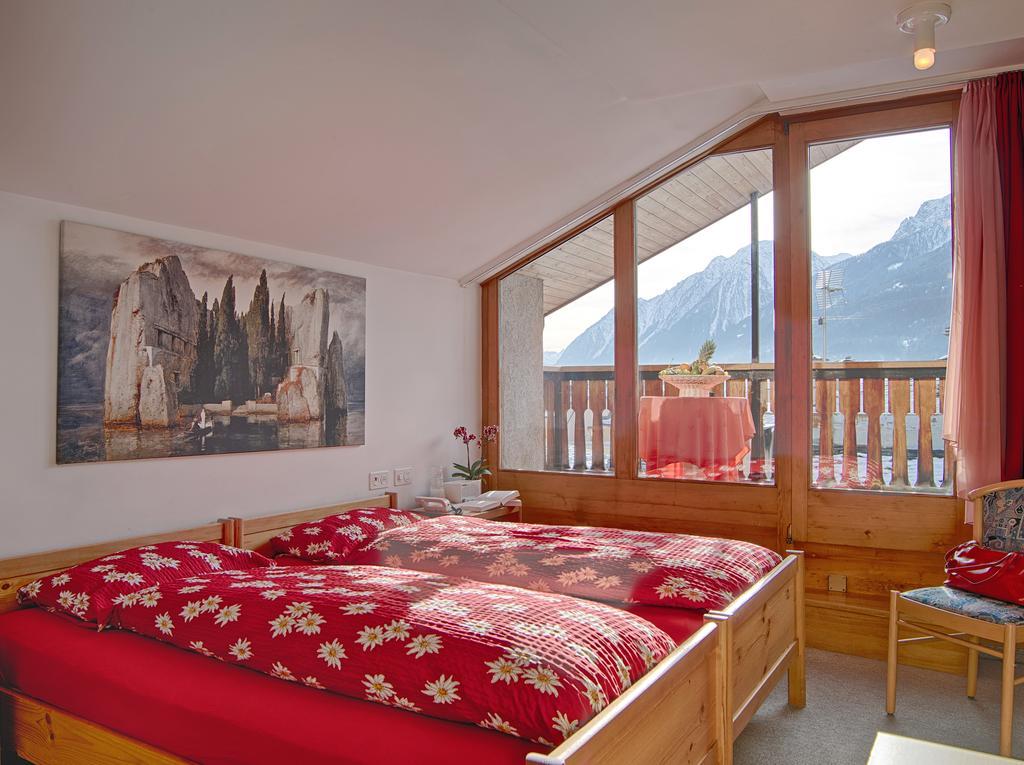 Poschiavo Suisse Hotel & Traditional Fondue Stube Екстериор снимка